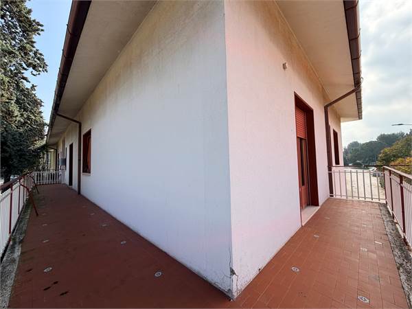 Appartamento a Falconara Marittima (AN)