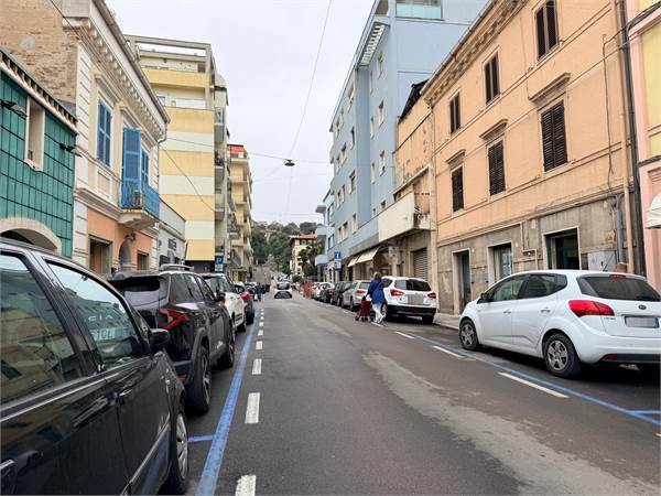 Appartamento in Vendita a Falconara Marittima (AN)