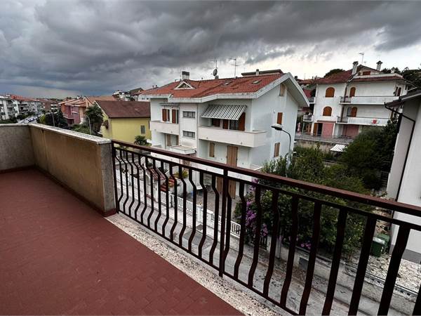 Appartamento in Vendita a Montemarciano (AN)